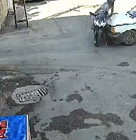 Motosiklet sürücüsü metrelerce havaya fırladı