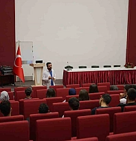 Malatya'da liselilere müjde: Ücretsiz yemek ve servisli tıp kampı geri dönüyor
