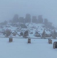 Nemrut Dağı'na mevsimin ilk karı yağdı