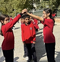 Öğrenciler geleneksel oyunlar ile eğleniyor