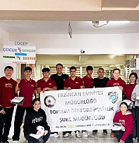 Öğrencilere kayak kursu