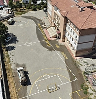 Okul bahçeleri toz ve kirden arındırıldı: Battalgazi yeni döneme hazır!