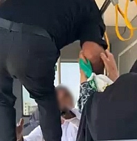Otobüste tekmeli, yumruklu kavga