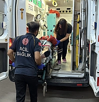 Otomobil ile motosiklet çarpıştı: 2 yaralı