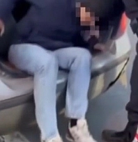 Otomobilin bagajında 2 kaçak göçmen yakalandı