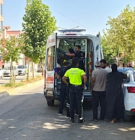 Otomobilin çarptığı çocuk yaralandı