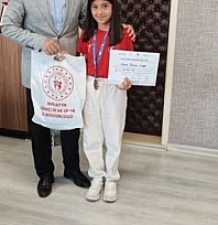 Özbek bronz madalyayla döndü
