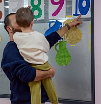 Özel çocuklar için oyun terapisi hizmeti