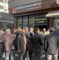 Özel Gaziantep'te partililerle bir araya geldi