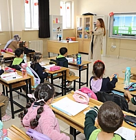Pütürge'de minikler masal dünyasıyla buluştu