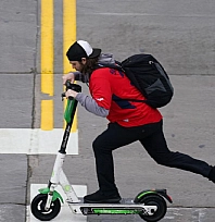 Resmi Gazete'de yayımlandı: Elektrikli scooterlara konum takibi zorunlu hale getirildi