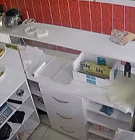 Sadaka kutusunu çaldı