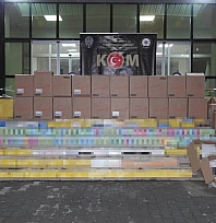 Araçta 43 bin paket kaçak sigara bulundu