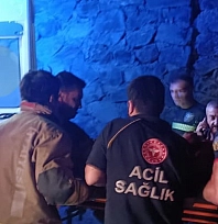 Şarampole devrilen otomobilin sürücüsü yaralandı