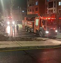 Şarjda bırakılan telefon bomba gibi patladı