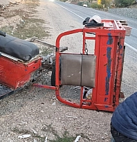 Sepetli motosiklet devrildi: 1 yaralı