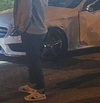 Seyir halindeki otomobile silahlı saldırı: 1 yaralı