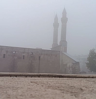 Sis tüm şehri sardı: Göz gözü görmedi!