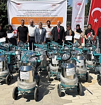 Süt sağım makineleri üreticilere dağıtıldı
