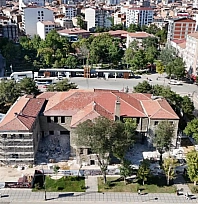 Tarihi öğretmenevi, millet kütüphanesi ve eğitim müzesi oluyor