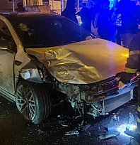 Trafik kazası güvenlik kamerasına yansıdı