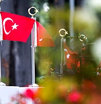 Türkiye şehidine ağlıyor