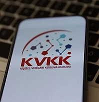 Uçakta internet kullanacaklara KVKK uyarısı: Açık rıza zorunlu tutulamaz