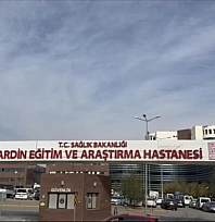 Üçüncü kattan düşen çocuk ağır yaralandı