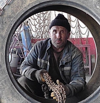 Usta eliyle zincirler yeniden yollara dönüyor