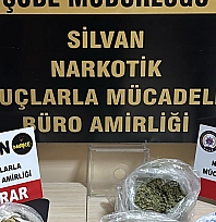 Uyuşturucu tacirlerine şafak operasyonu: 1 tutuklama