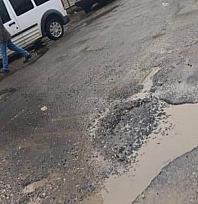 Vatandaşlardan bozuk yol tepkisi