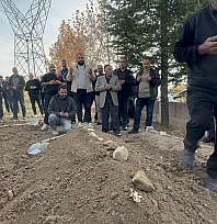 Veysel son yolculuğuna uğurlandı