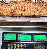Yarım kiloluk dev tost, 600 liraya satılıyor