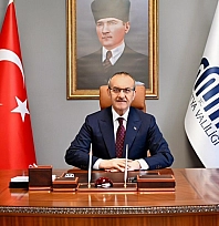 Yavuz detayları açıkladı: İnönü Caddesi'nden Kışla'ya binlerce dükkan yapılacak!