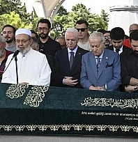 Yazar Ali Haydar Haksal son yolculuğuna uğurlandı