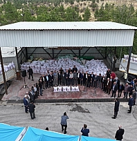 Yeşilyurt Belediyesi'nden üreticilere büyük destek: 60 ton arpa dağıtıldı