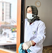 Yeşilyurt'ta büyükler baş tacı olmaya devam ediyor