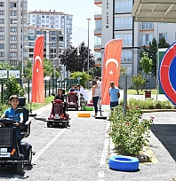 Malatya'da 6 bin 820 öğrenci trafik risklerini sanal gerçeklikle deneyimledi