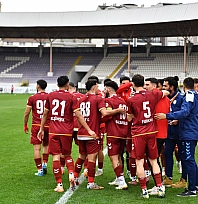 Yeşilyurtspor 4 golle 4. turda