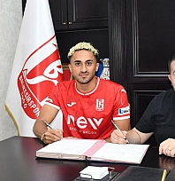 Yeşilyurtspor'da yaprak dökümü sürüyor: Ahmet Uzun Balıkesirspor'da
