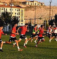 Yeşilyurtspor Diyarbakırspor hazırlıklarını sürdürüyor