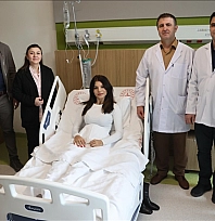 Yıllarca ağrı çekti, Kendi böbreği kendisine nakledildi