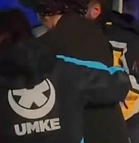 Yoğun kar altında zamanla yarış: UMKE anne ve bebeğe ulaştı