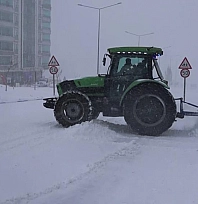 Yoğun kar yağışı hayatı olumsuz etkiledi