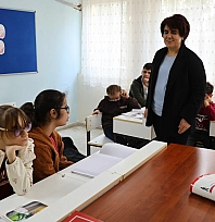 Züleyha öğretmen 22 yılda kendi gibi 300 öğrenciye ışık oldu