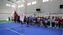 ANALİG tenis müsabakaları yeni kortlarda başladı
