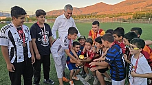 Kur'an kursu öğrencileri futbol turnuvasında buluştu