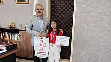 Özbek bronz madalyayla döndü