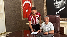 Yeşilyurtspor'da kale emin ellerde| Halil Bağcı imzayı attı!