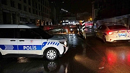 Malatya'da yağış trafiği vurdu! Altgeçit ulaşıma kapatıldı